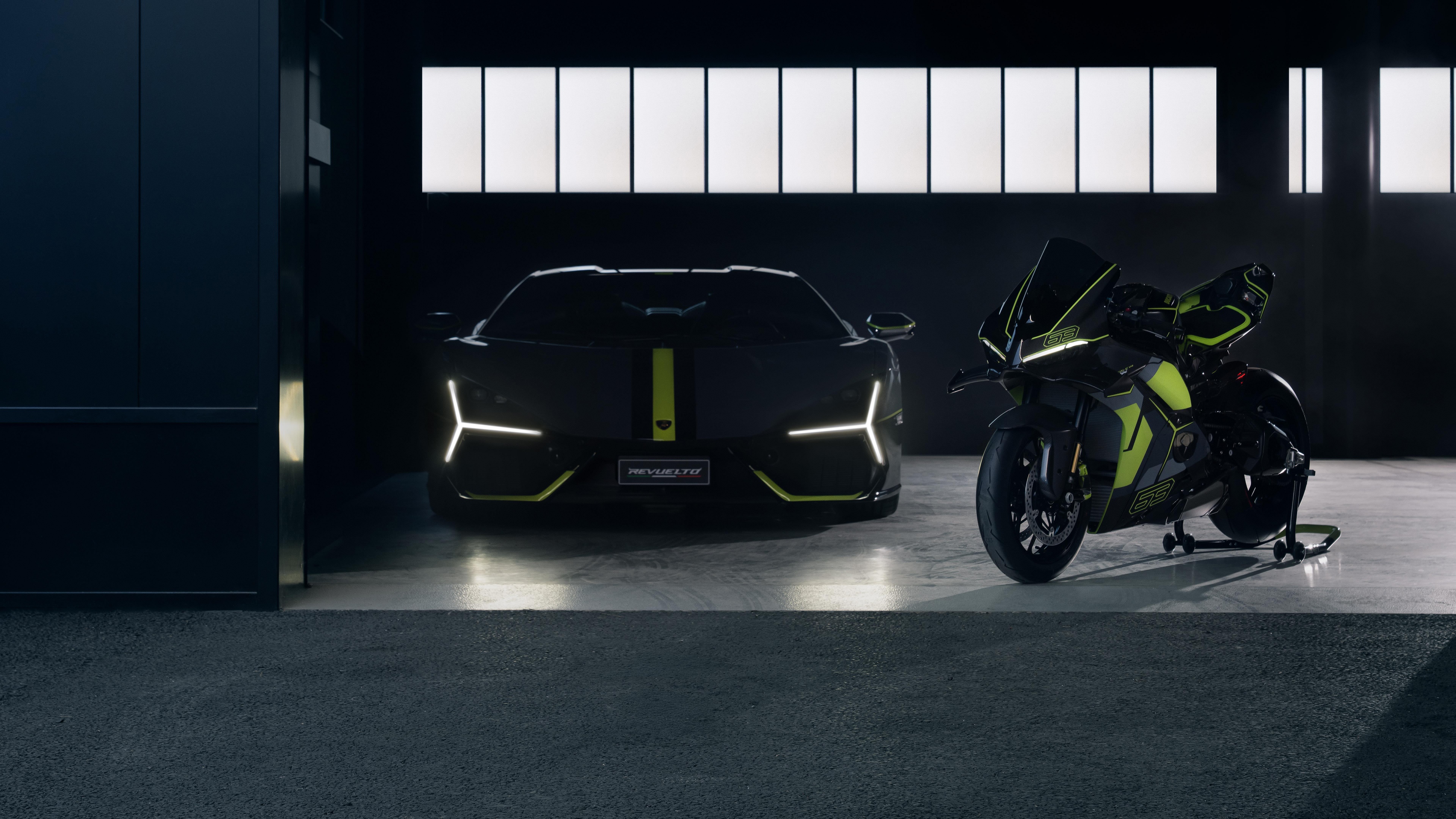 Lamborghini Revuelto Wallpaper