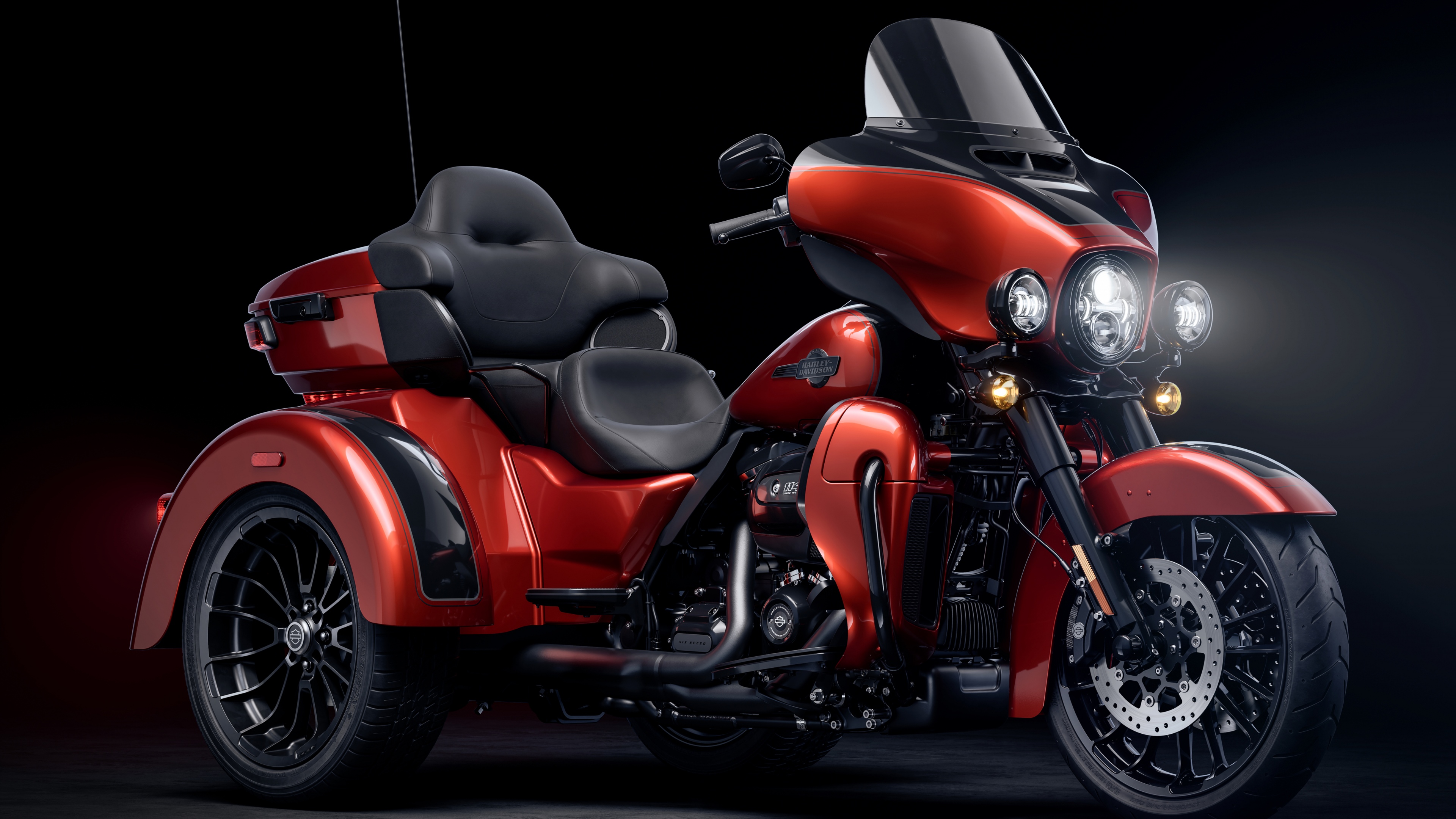 Harley-Davidson Tri Glide Ultra Wallpaper