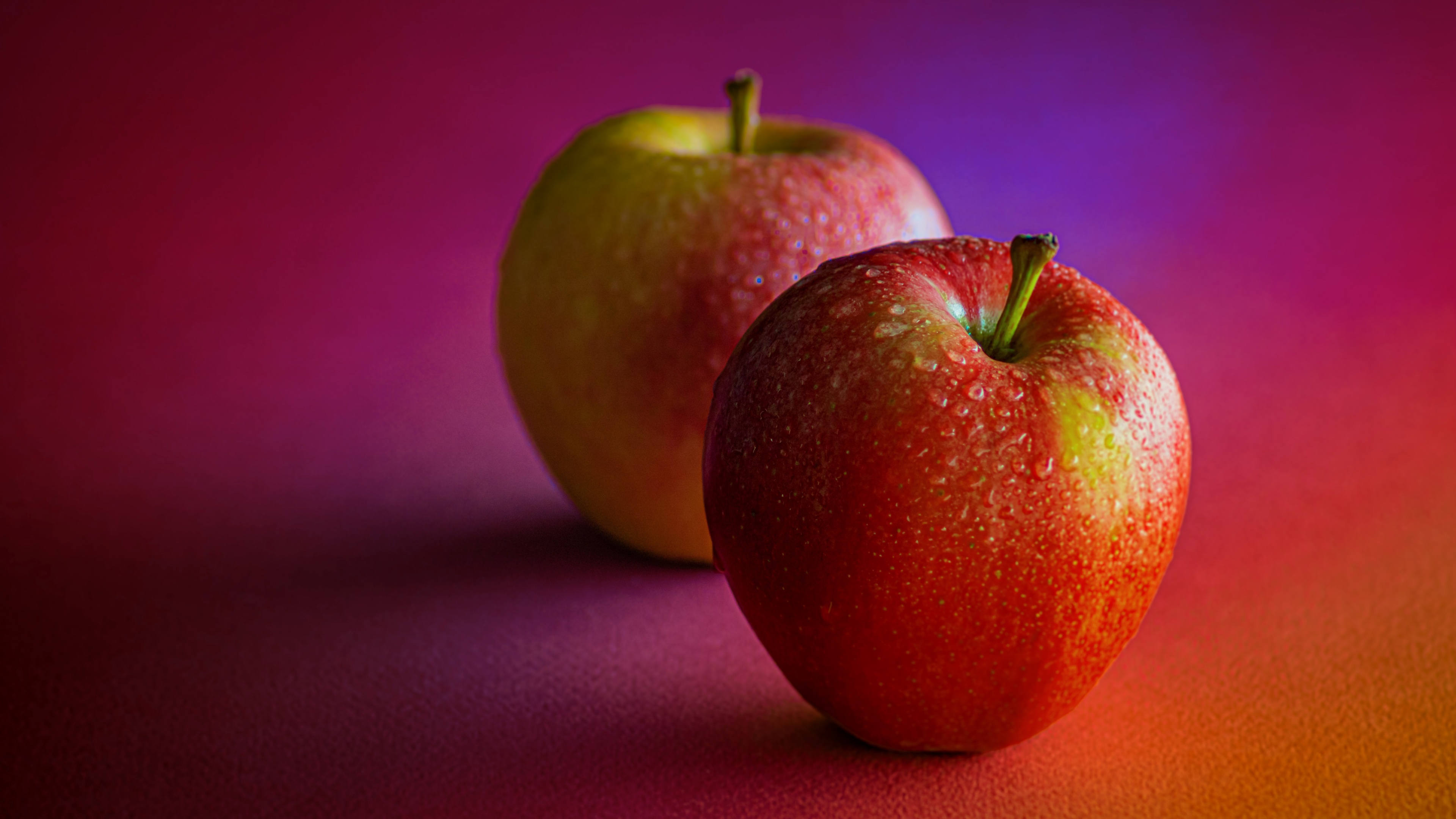 Red Apples Wallpaper
