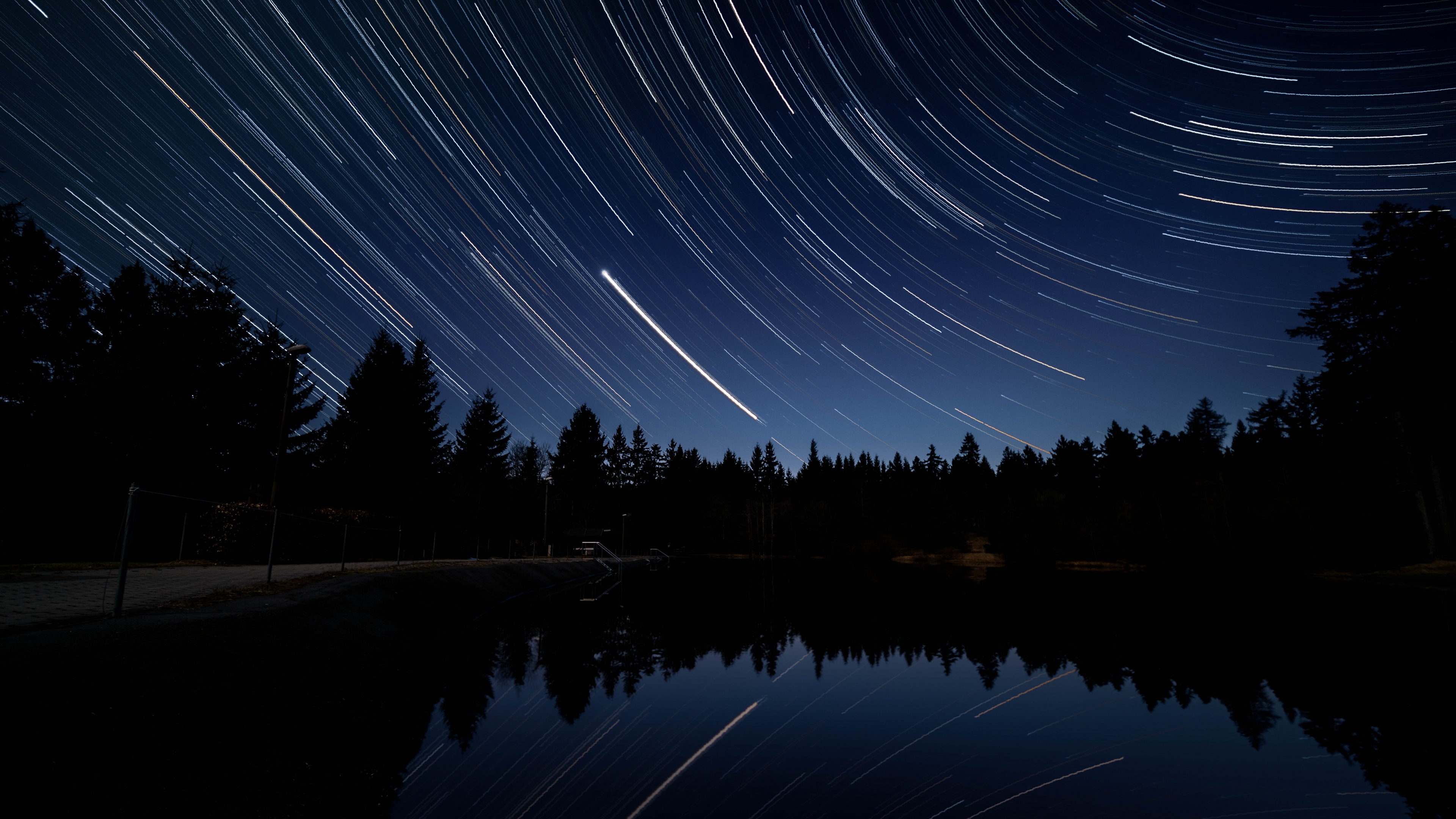 Star Trails Wallpaper