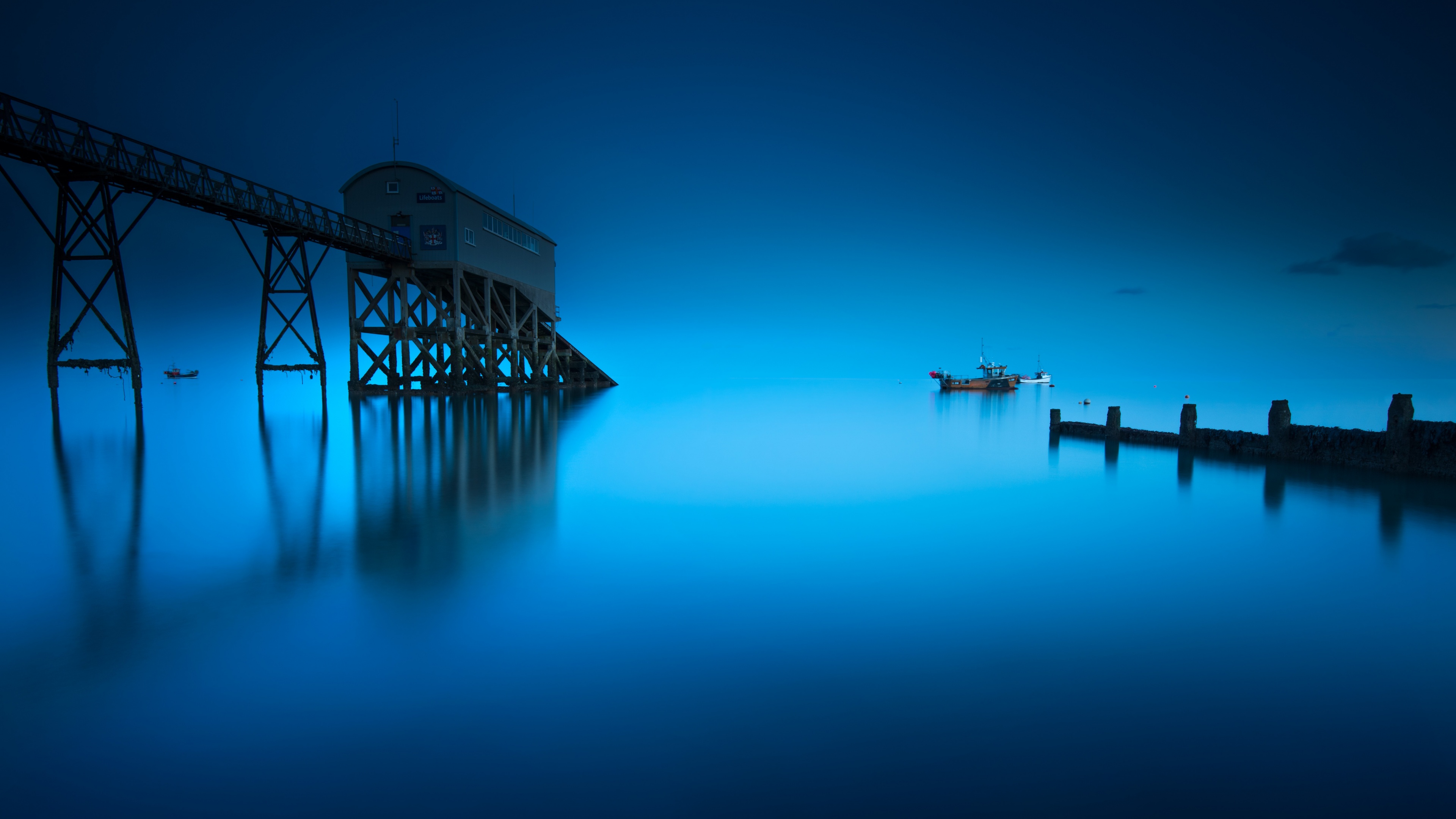 Selsey Lifeboat Station Wallpaper