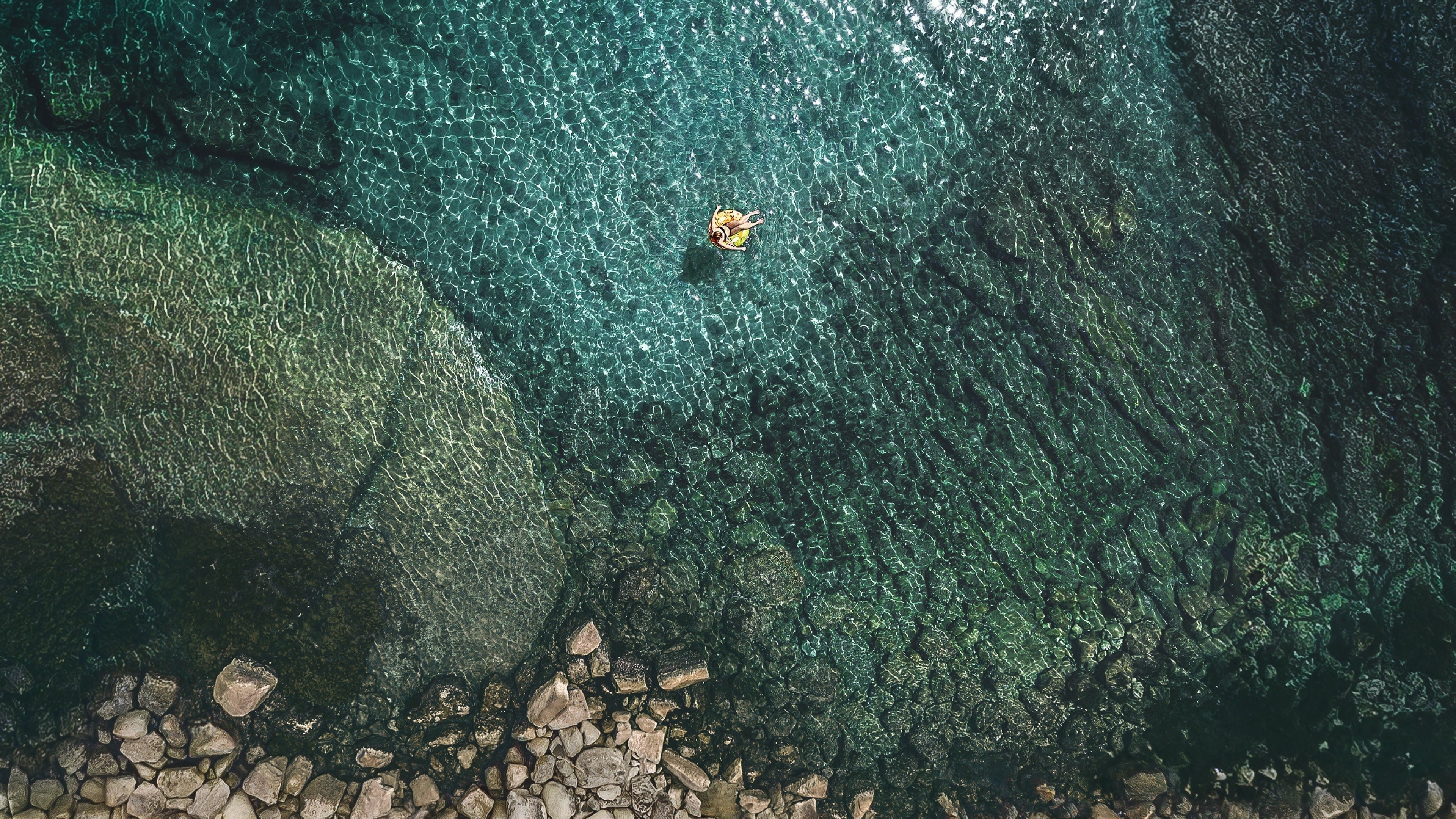 iOS 10 Wallpaper