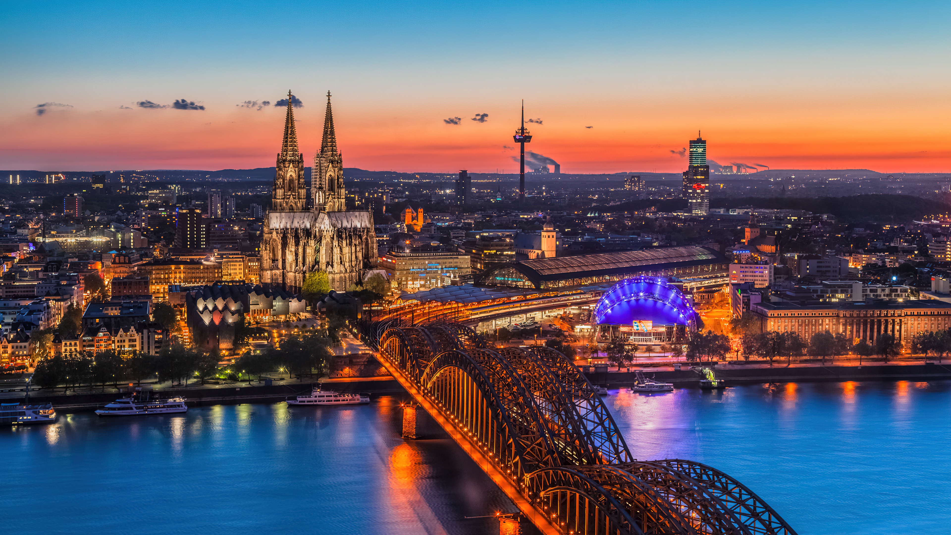 Cologne Cathedral Wallpaper