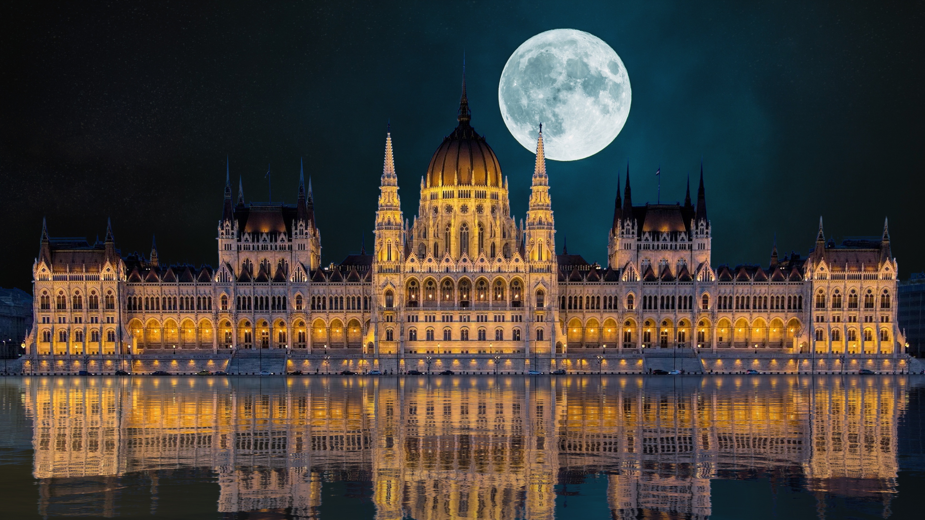 Hungarian Parliament Building Wallpaper