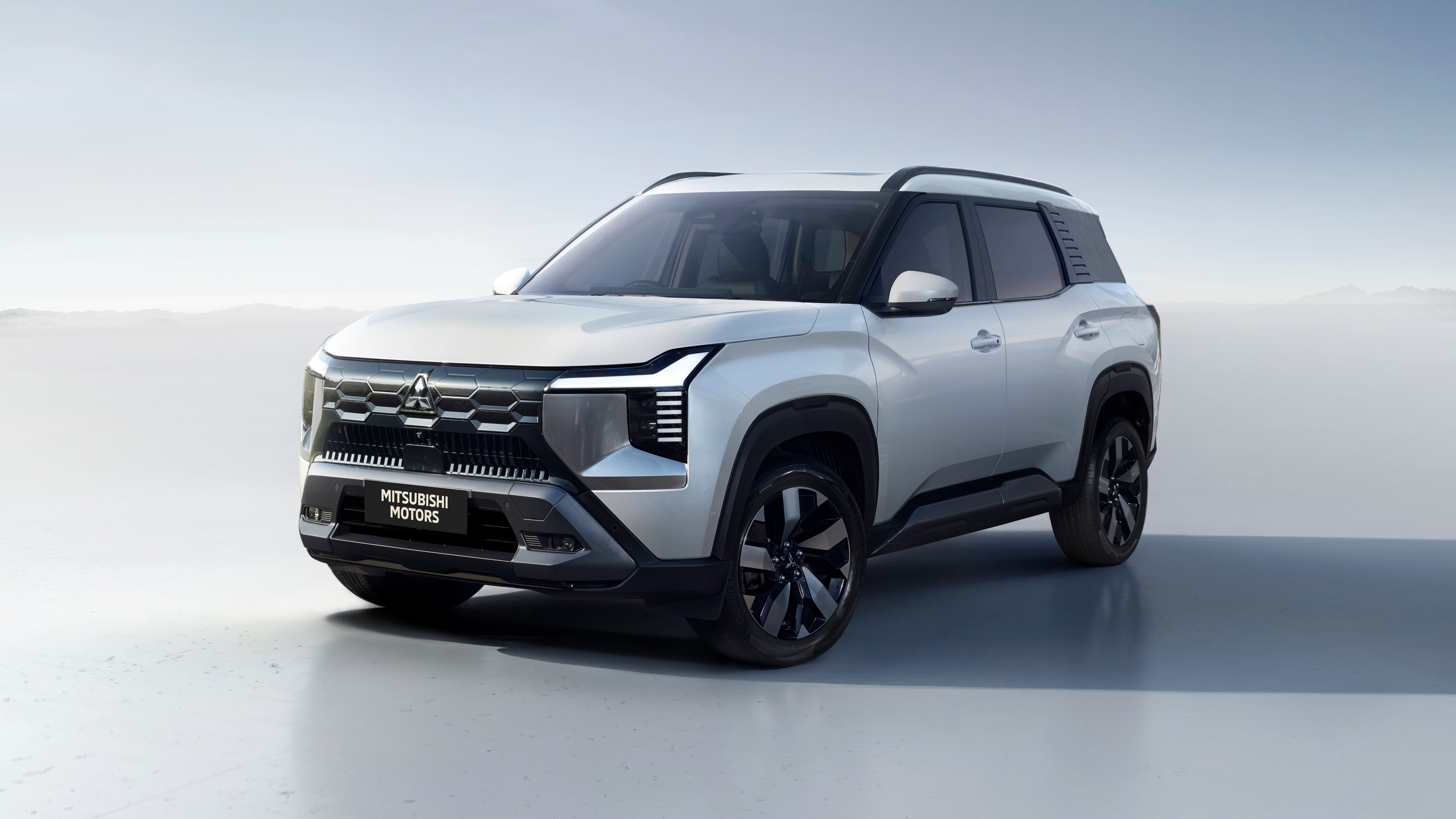 Mitsubishi Destinator Wallpaper