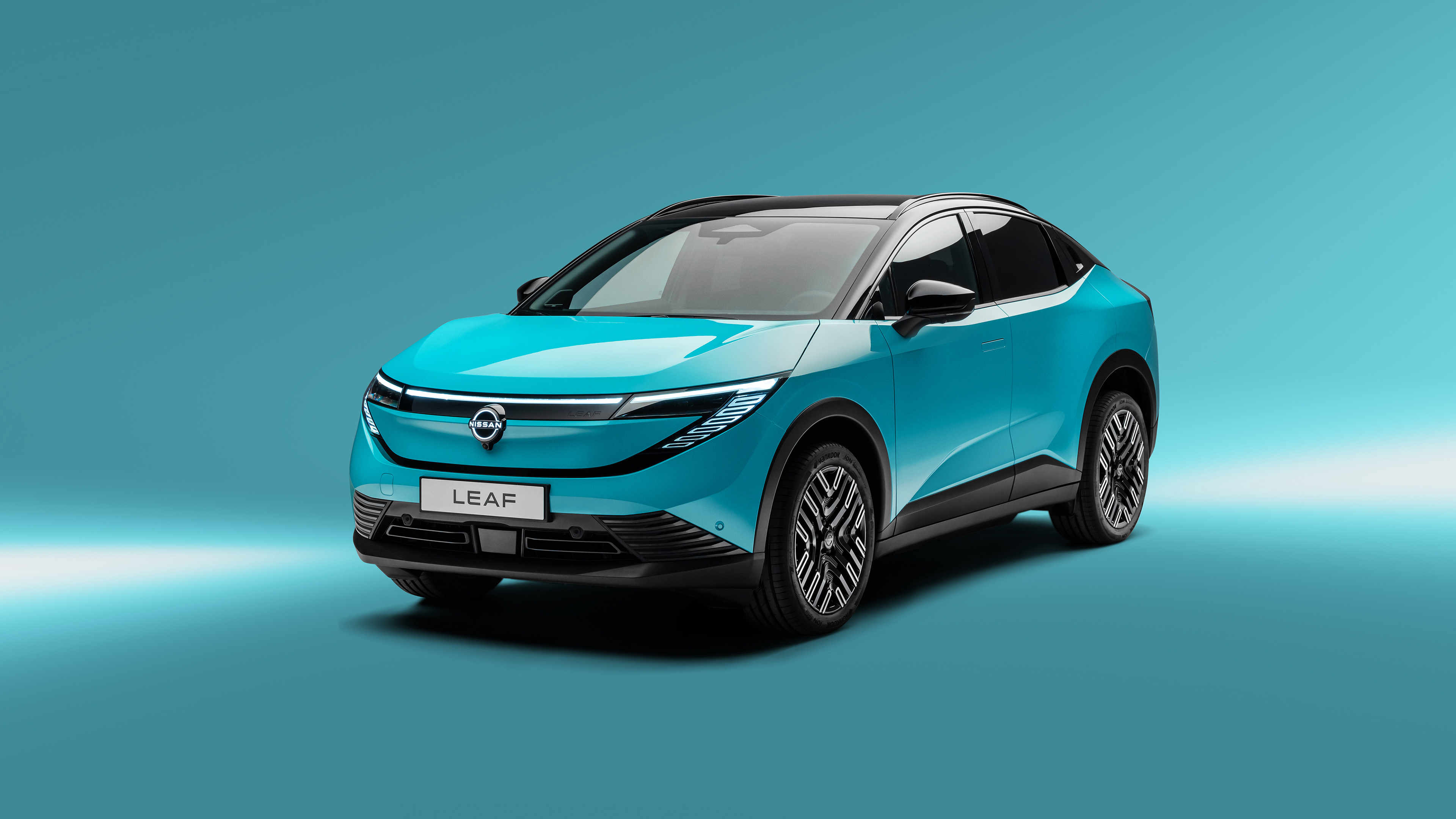 Nissan Leaf Wallpaper