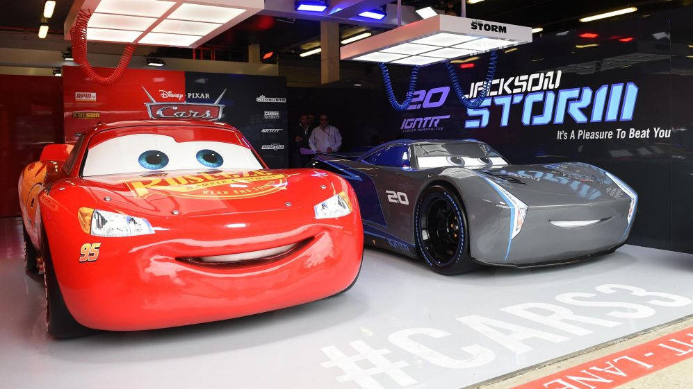 Amazing Cars 3 Lightning And Jackson Display Background Image