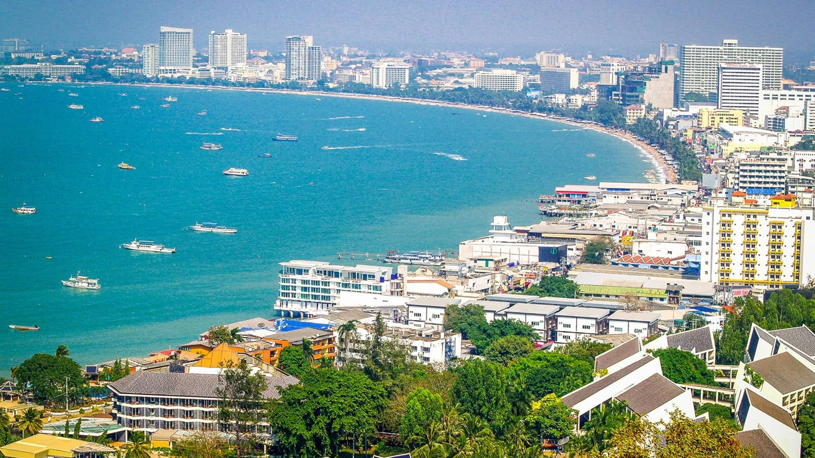 Amazing Pattaya City Next To Ocean HD Wallpaper